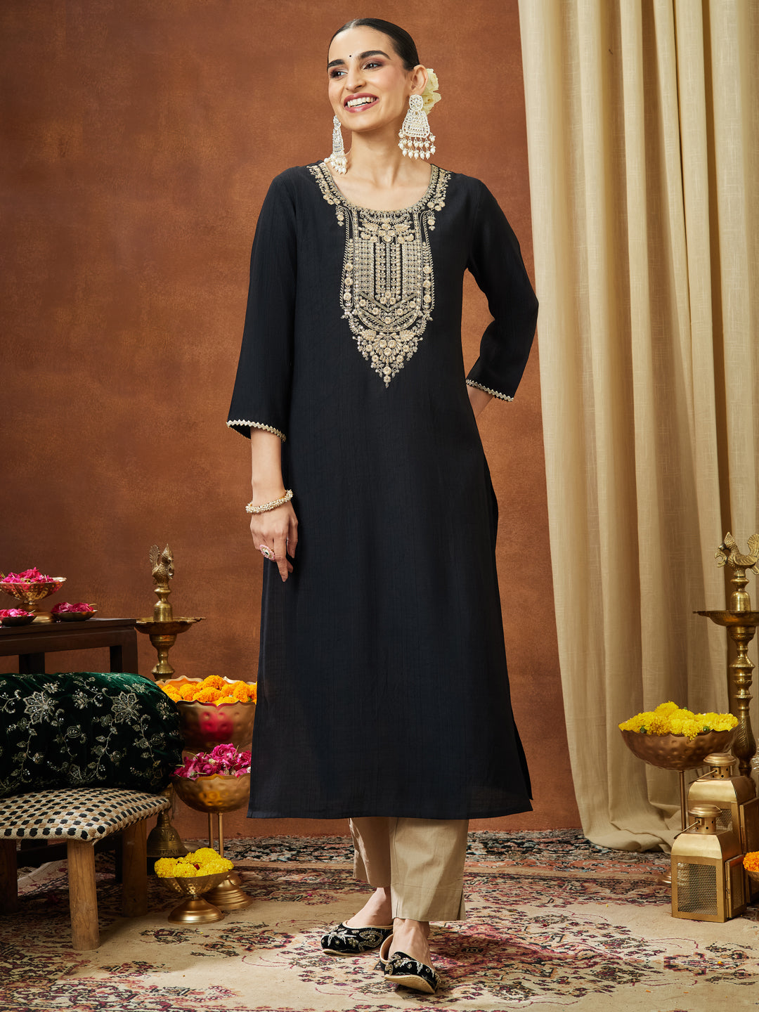 Janasya Women's Black Silk Blend Zari Yoke Embroidered Straight Kurta - qivii