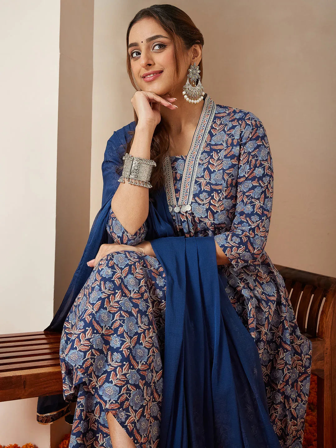 Janasya Women's Blue Pure Cotton Yoke Design Floral Printed A-line Kurta Set
