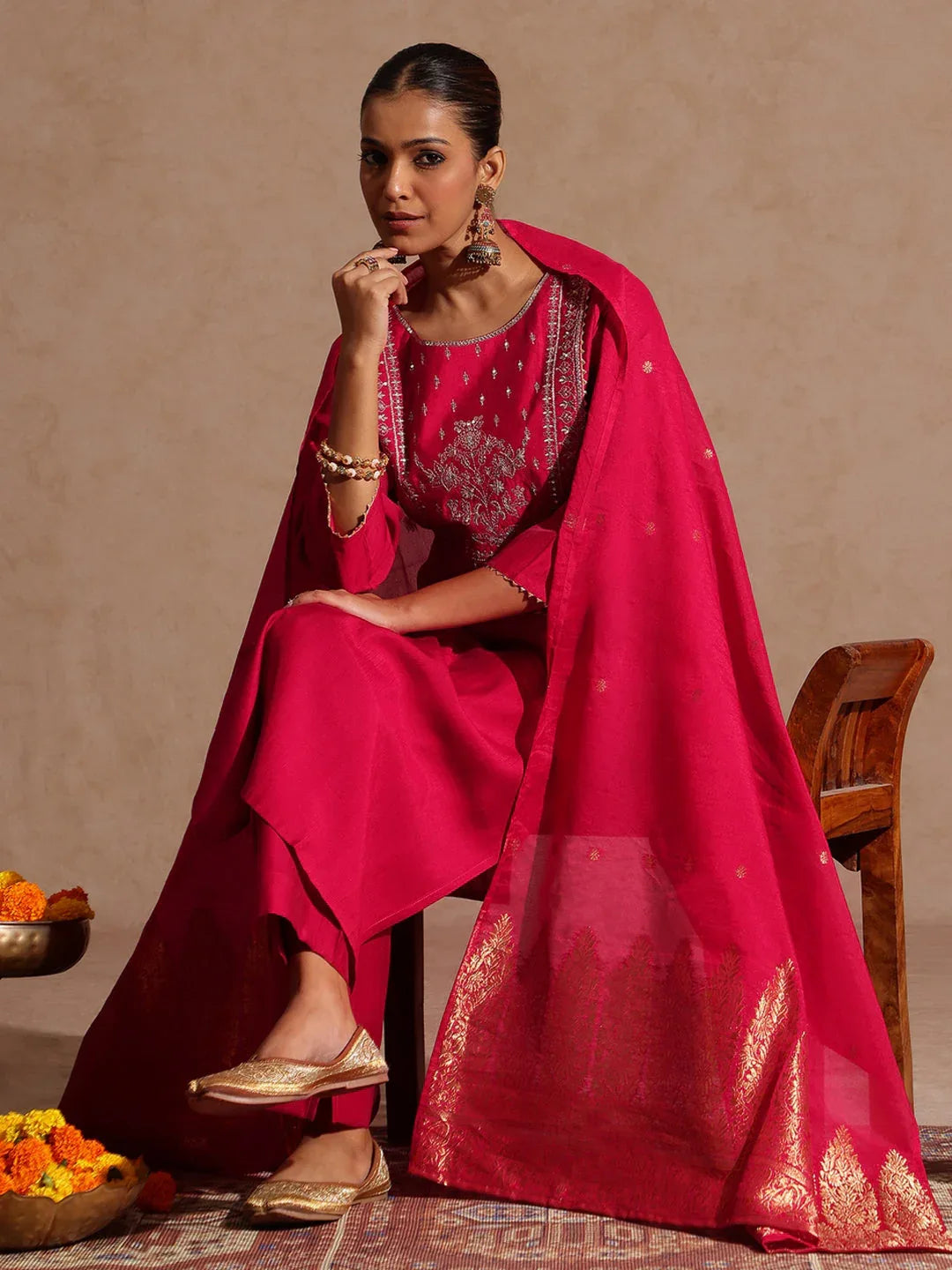 Janasya Women's Pink Silk Blend Zari Yoke Embroidered Straight Kurta Set