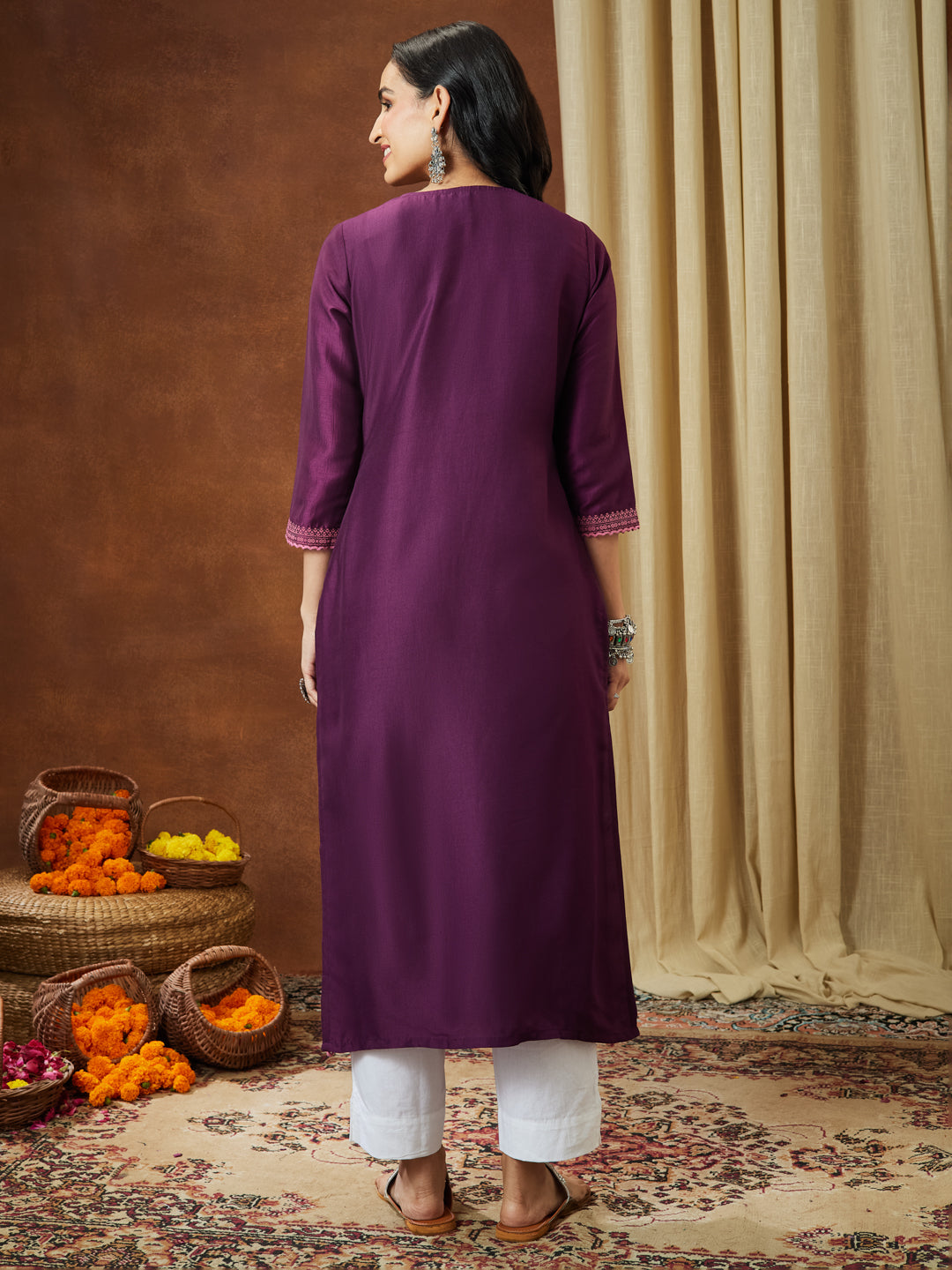 Janasya Women's Wine Silk Blend Ethnic Printed Straight Kurta