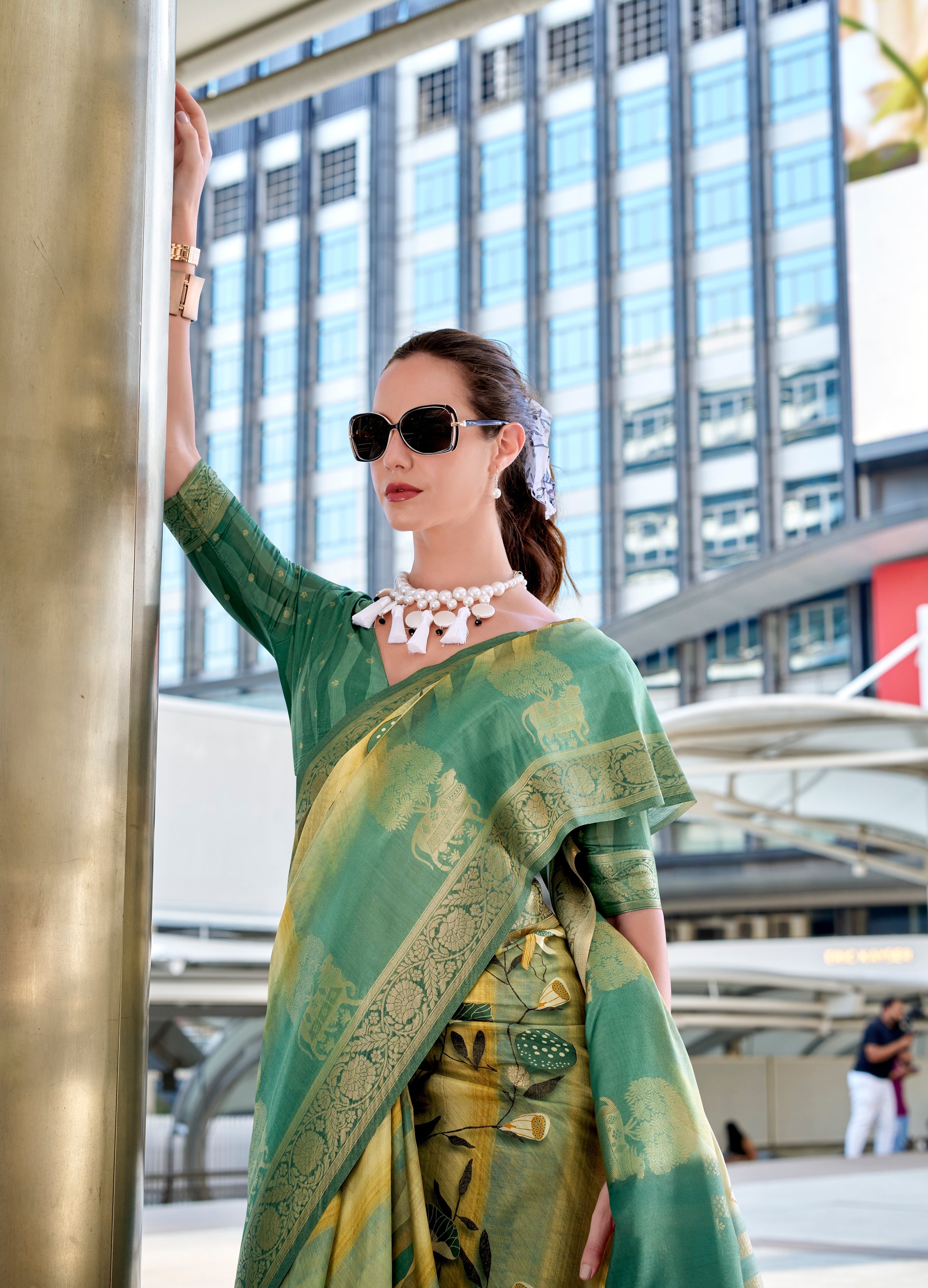 Green Pure Handloom Mashoorm silk with Exclusive Print Saree - qivii