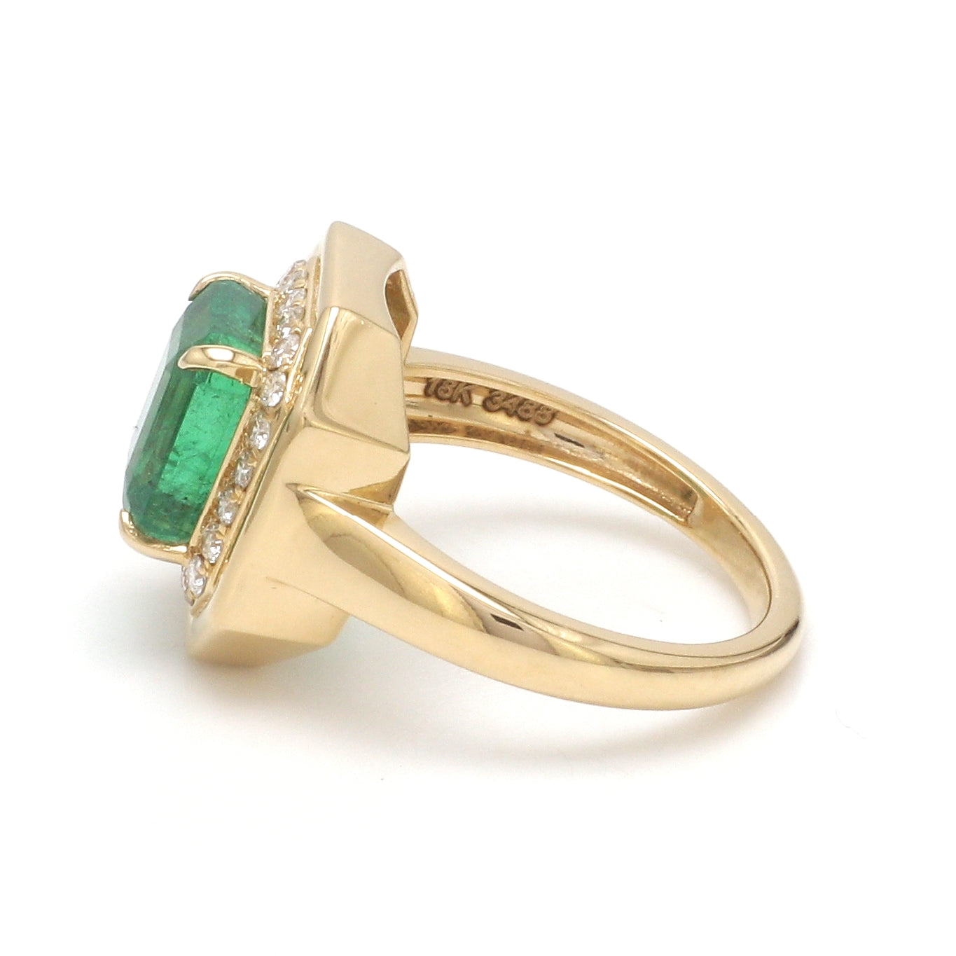 JPRG-3488/8901 Emerald Octagon With Diamond Ring