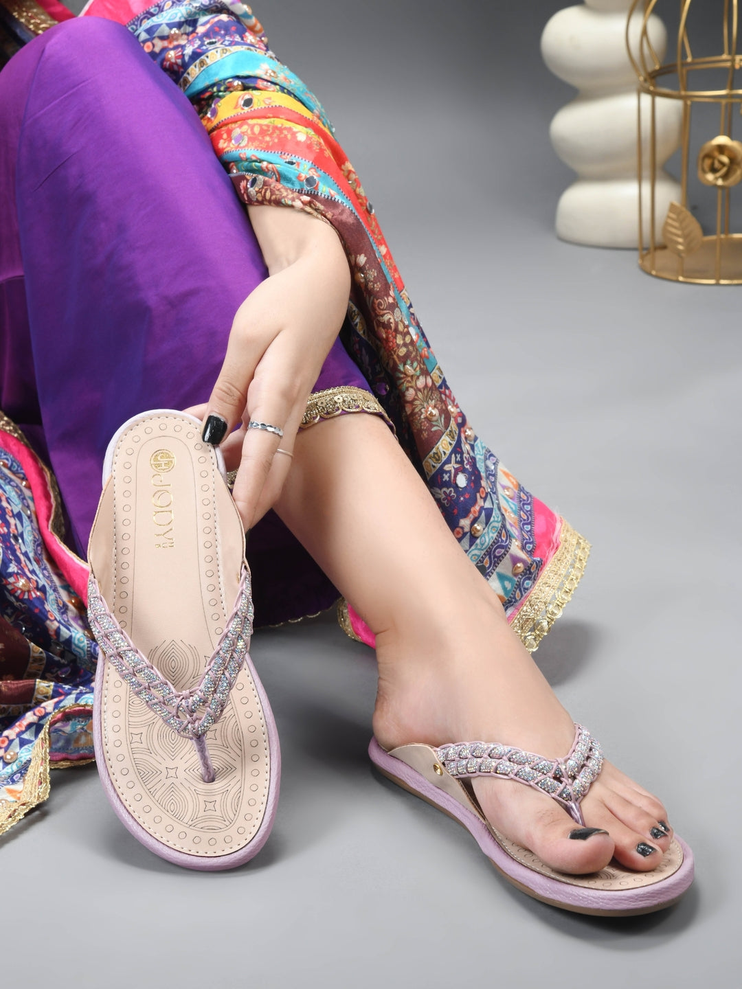 Naira Flats