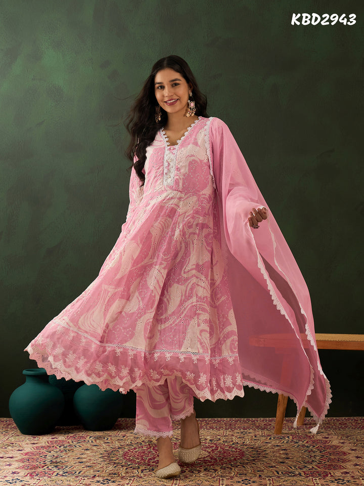 PINK COLOR COTTON BLEND PURE COTTON EMBROIDERED KURTA SET