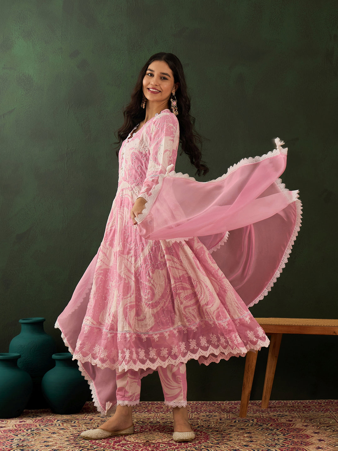 PINK COLOR COTTON BLEND PURE COTTON EMBROIDERED KURTA SET