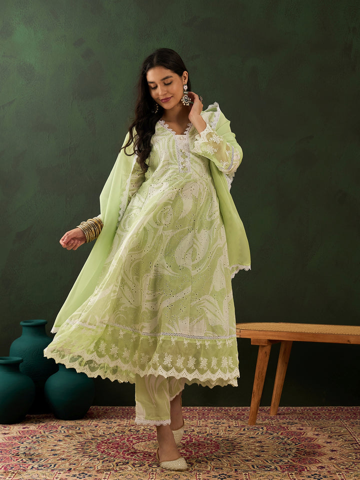 GREEN COLOR COTTON BLEND PURE COTTON EMBROIDERED KURTA SET