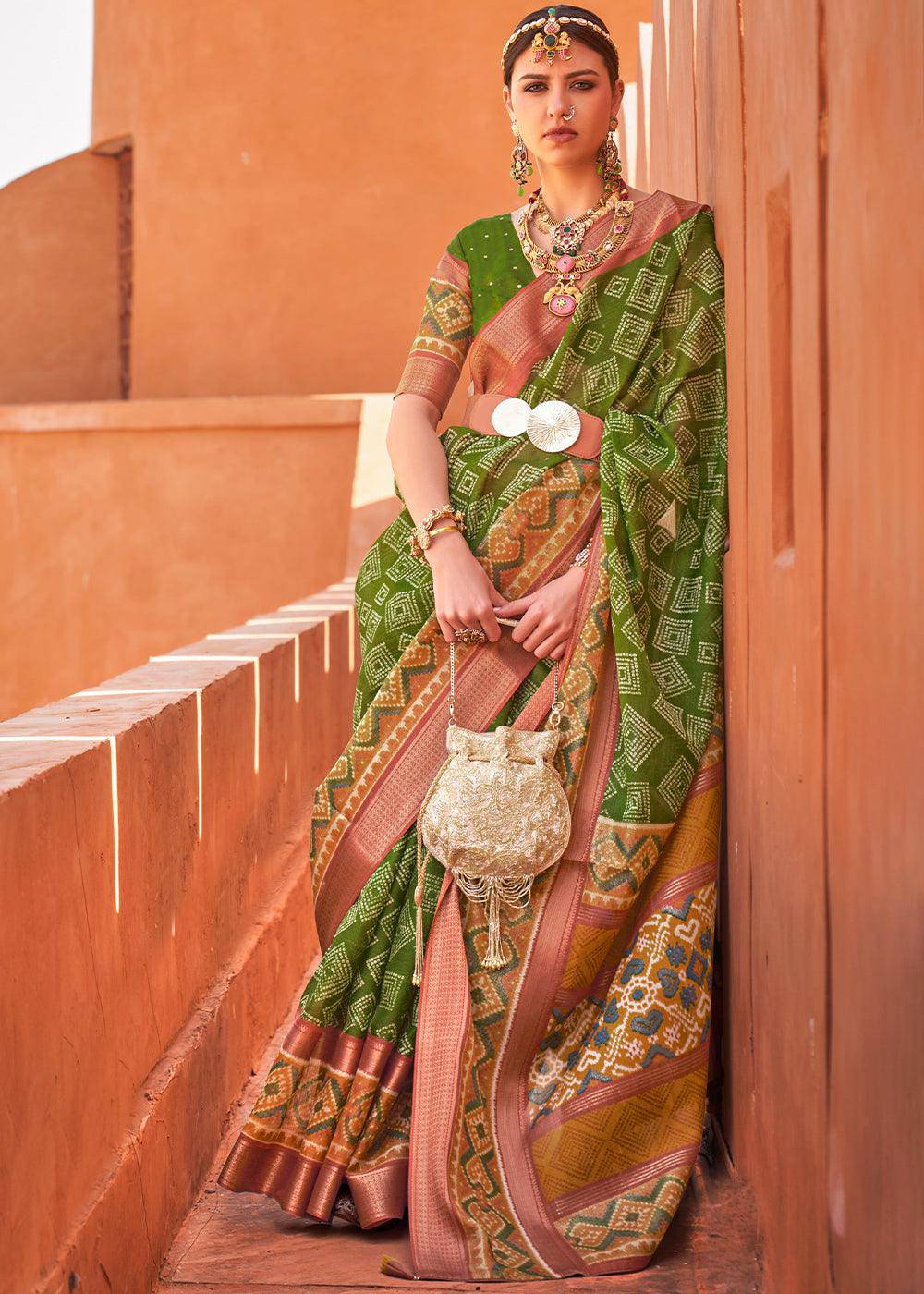 Kelly Green Printed Cotton Silk Saree | Stitched Blouse - qivii