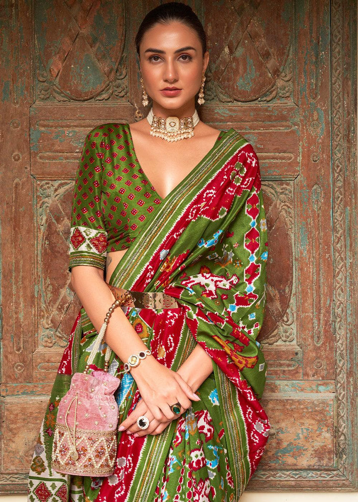 Kelly Green Printed Patola Silk Saree with Zari Border & Tassels on Pallu | Stitched Blouse - qivii