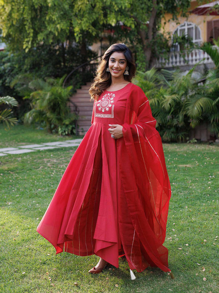 Lava Falls Red Kurta Set - qivii