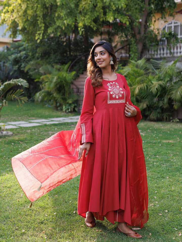 Lava Falls Red Kurta Set - qivii