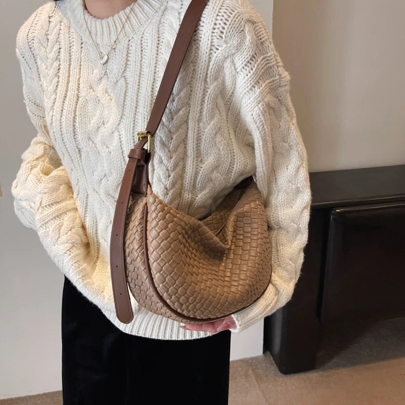 Cynha | Crossbody Bag  - By Qivii