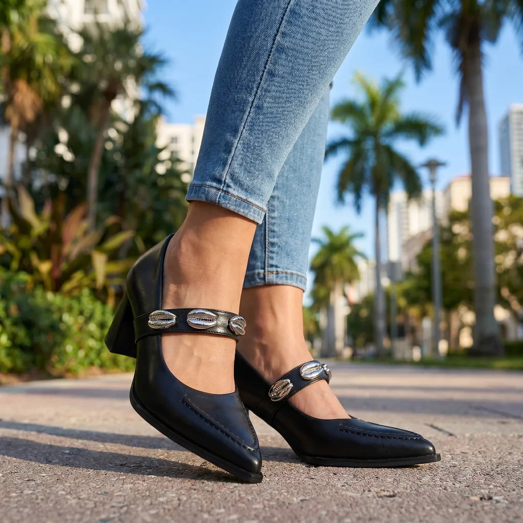 Lila Mary Jane Pumps