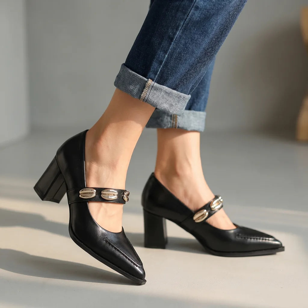 Lila Mary Jane Pumps