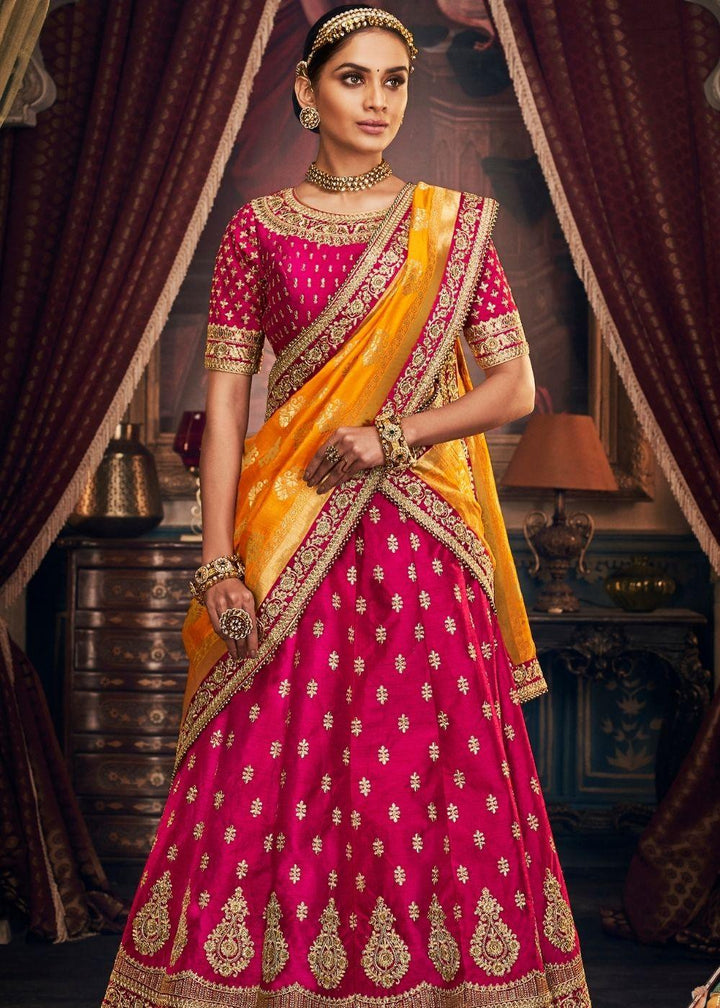 Magenta Handloom Silk Lehenga Choli - qivii