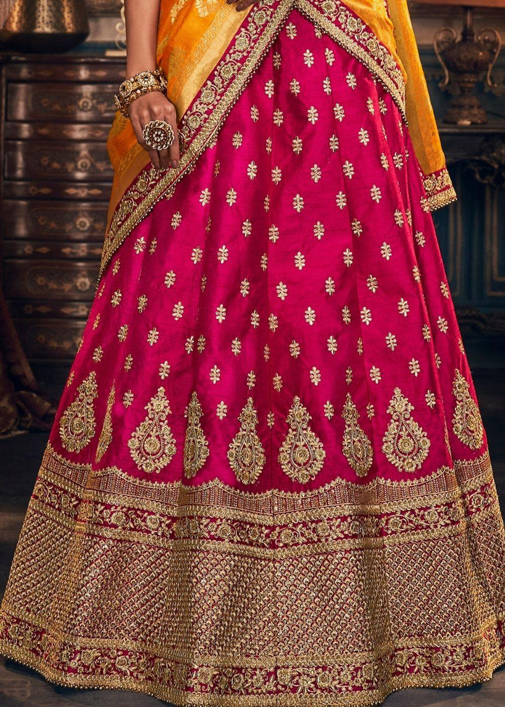 Magenta Handloom Silk Lehenga Choli - qivii