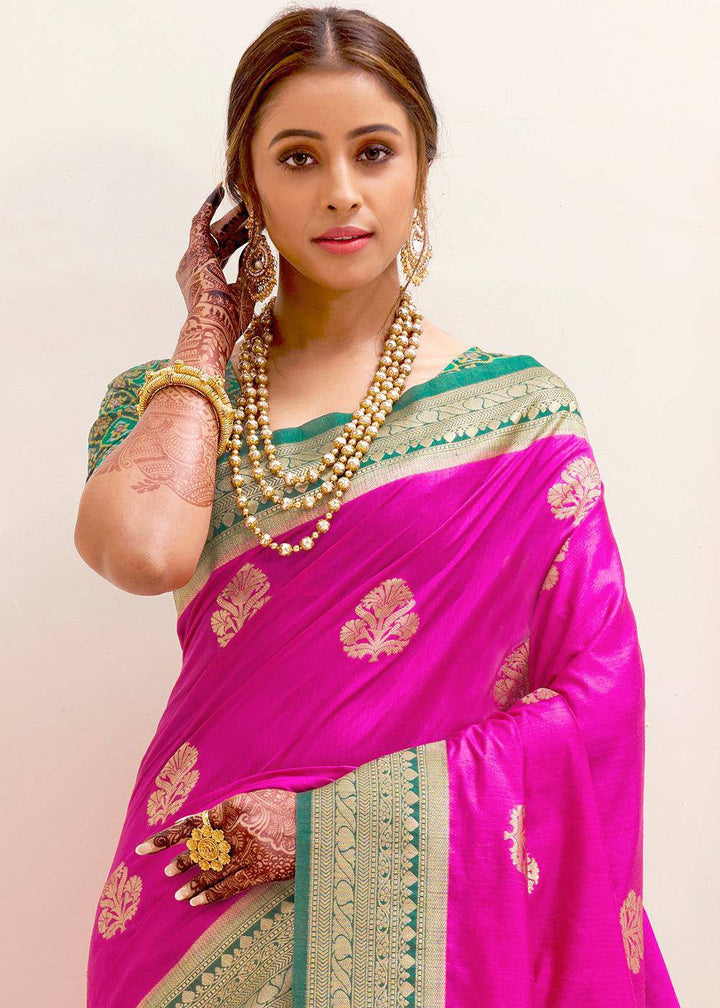 Magenta Pink Woven Banarasi Patola Silk Saree | Stitched Blouse - qivii