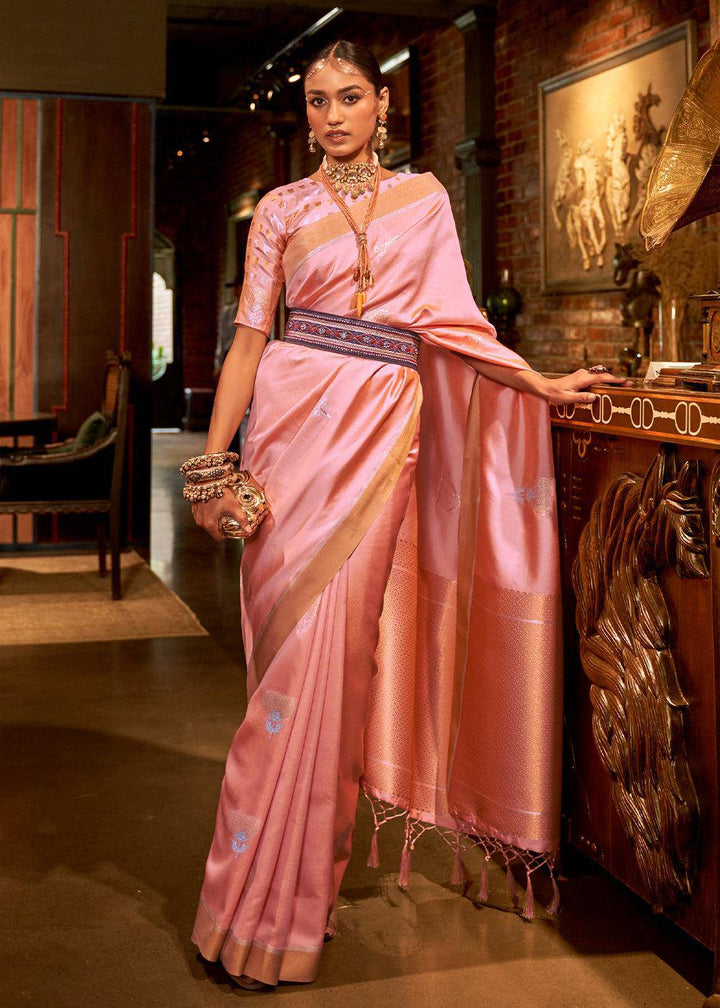 Mauvelous Pink Copper Zari Woven Designer Silk Saree | Stitched Blouse - qivii