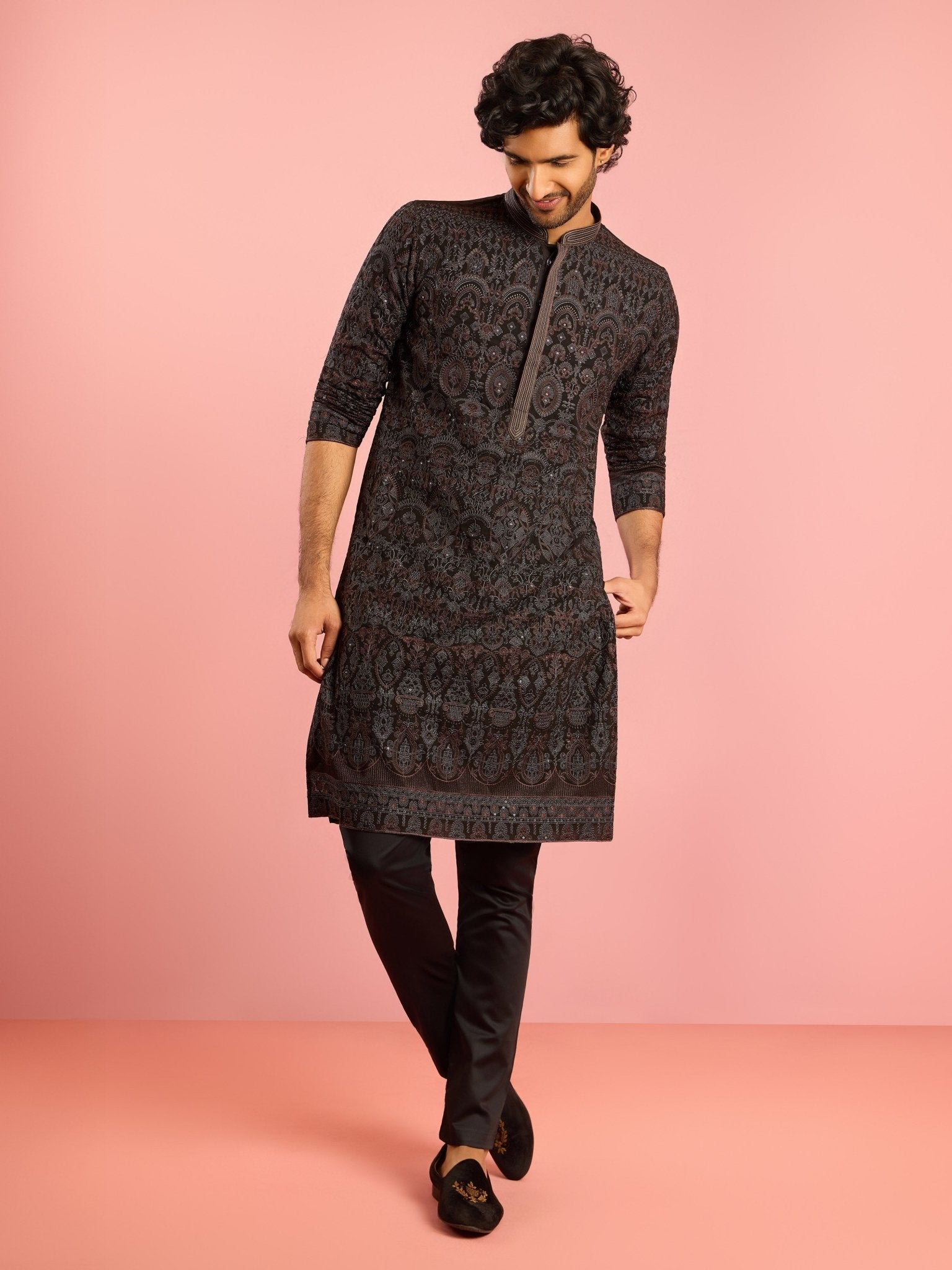 Men's Black Kashmiri Embroidered Georgette Kurta