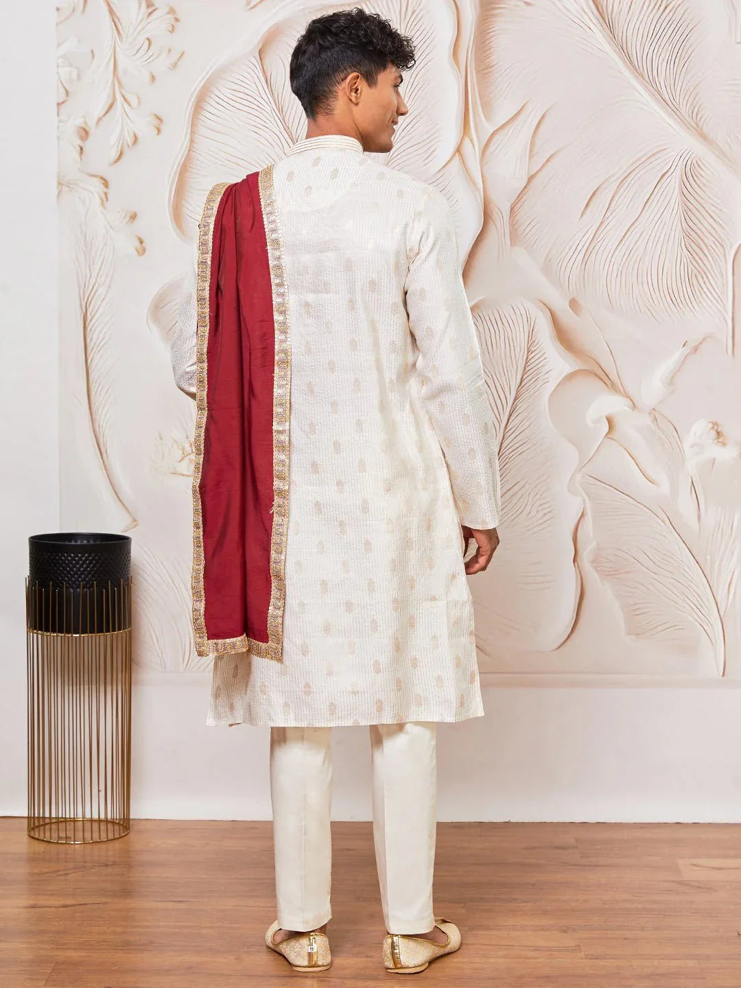 Men's Cream Gold Jacquard Zari Kurta with Pyjama and Maroon Lace Border Dupatta Set