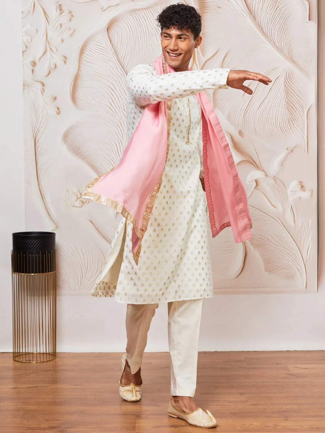 Men's Cream Kurta Pyjama with Embroidered Pink Dupatta Set
