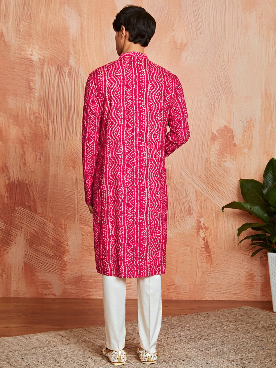 Men's Falsa Bandhni Foil Print Rayon Kurta with Cream Pyjama
