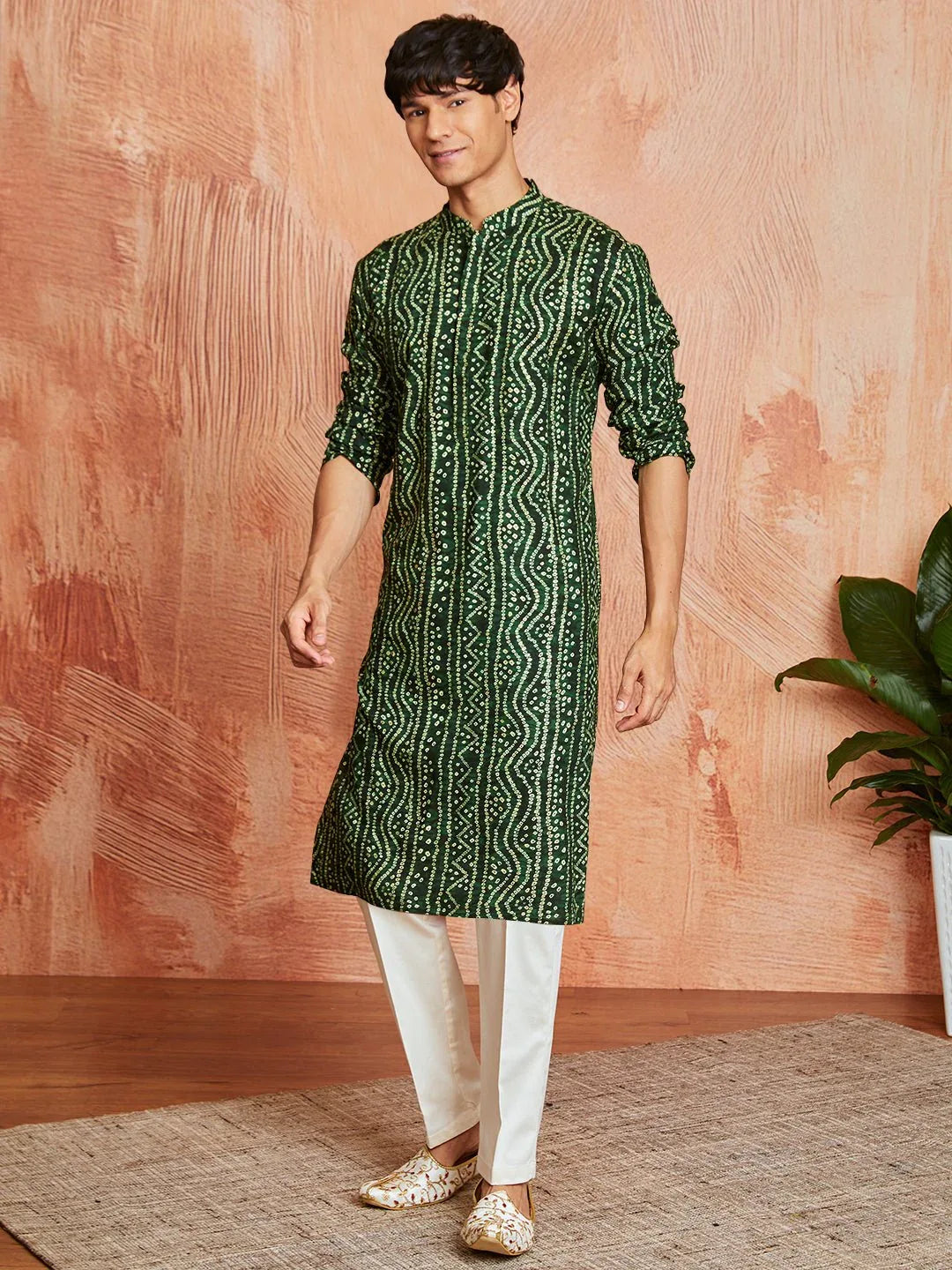 Men's Green Foil Bandhani Digital Print Rayon Kurta with Cream Viscose Pyjama