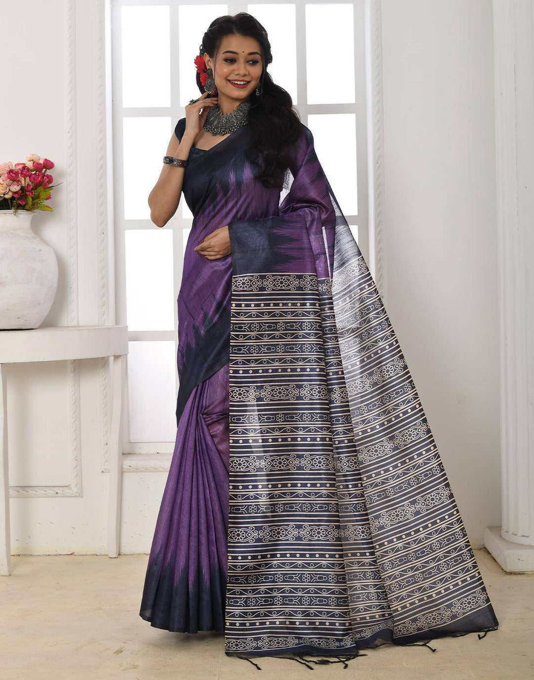 Midnight Purple Tussar Silk Temple Print Saree | Stitched Blouse - qivii