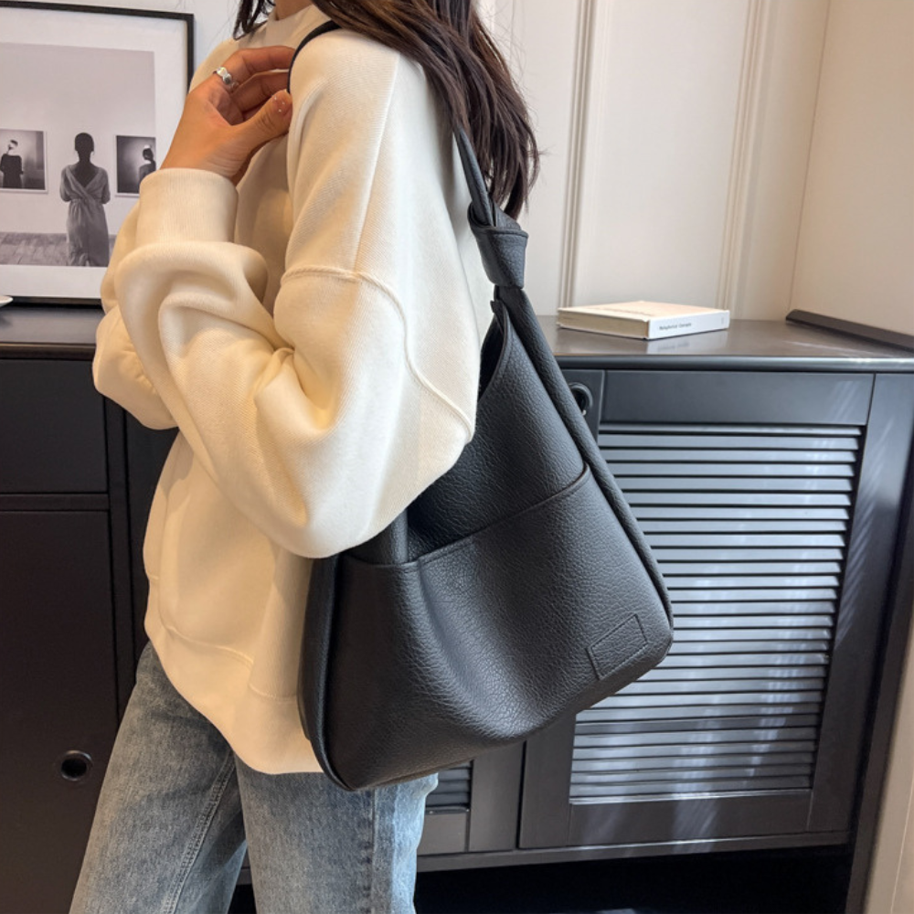 Nava | Hobo Bag  - By Qivii