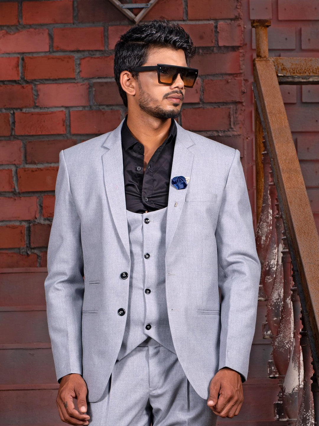 Modest Light Grey Color Men's Single Breasted Blazer