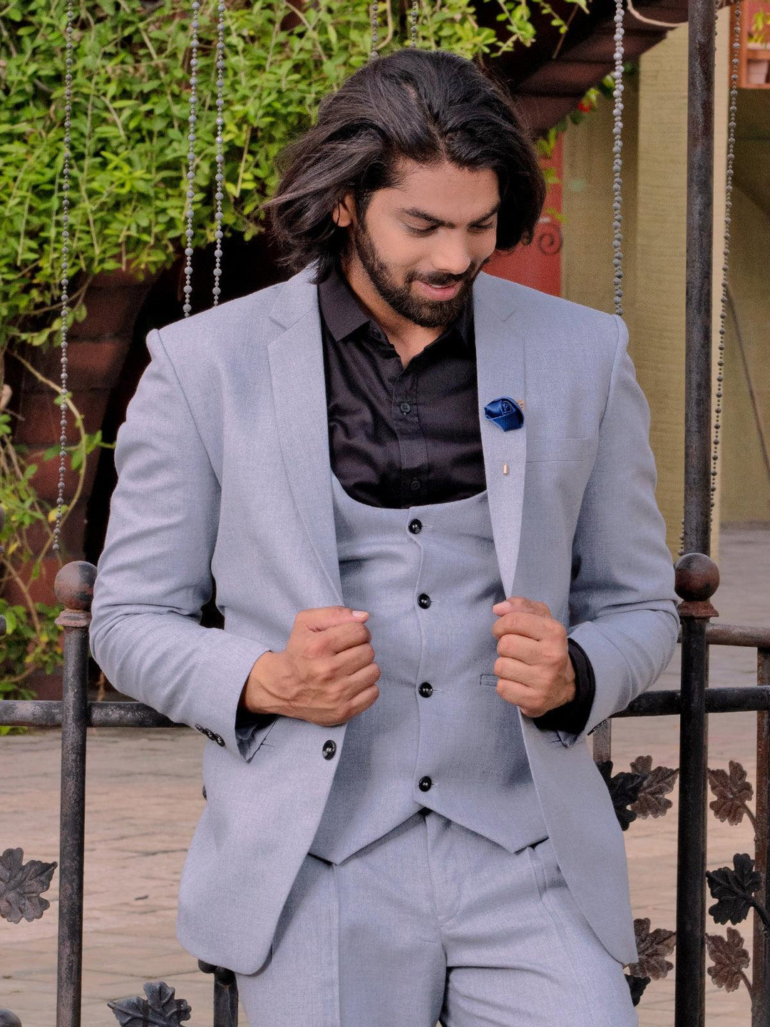 Modest Light Grey Color Men's Single Breasted Blazer