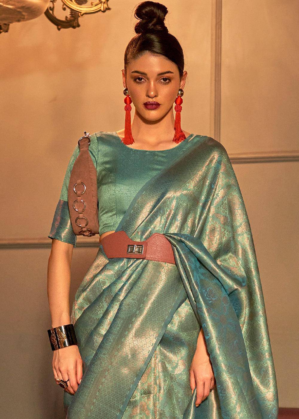 Ocean Green Two Tone Handloom Weaving Kanjivaram Silk Saree : Top Pick | Stitched Blouse - qivii