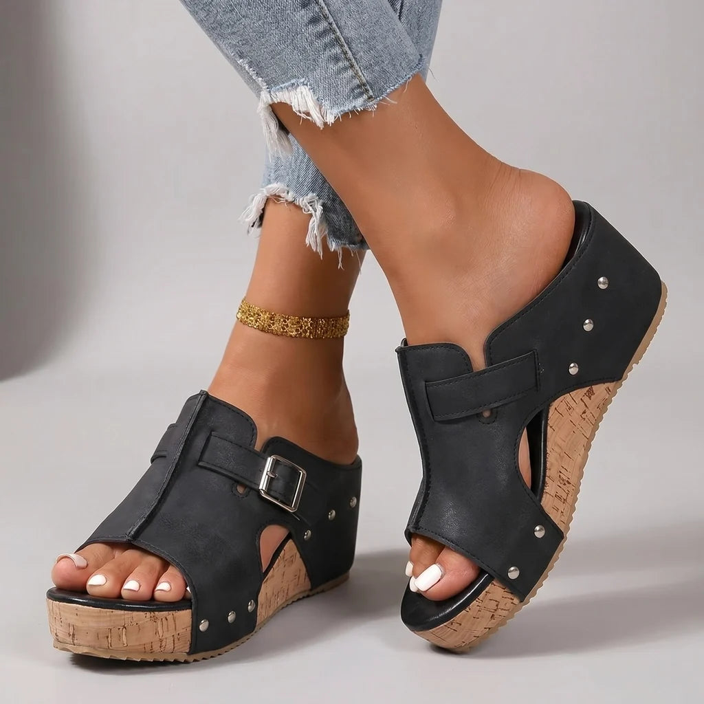 Ollie Wedge Sandals