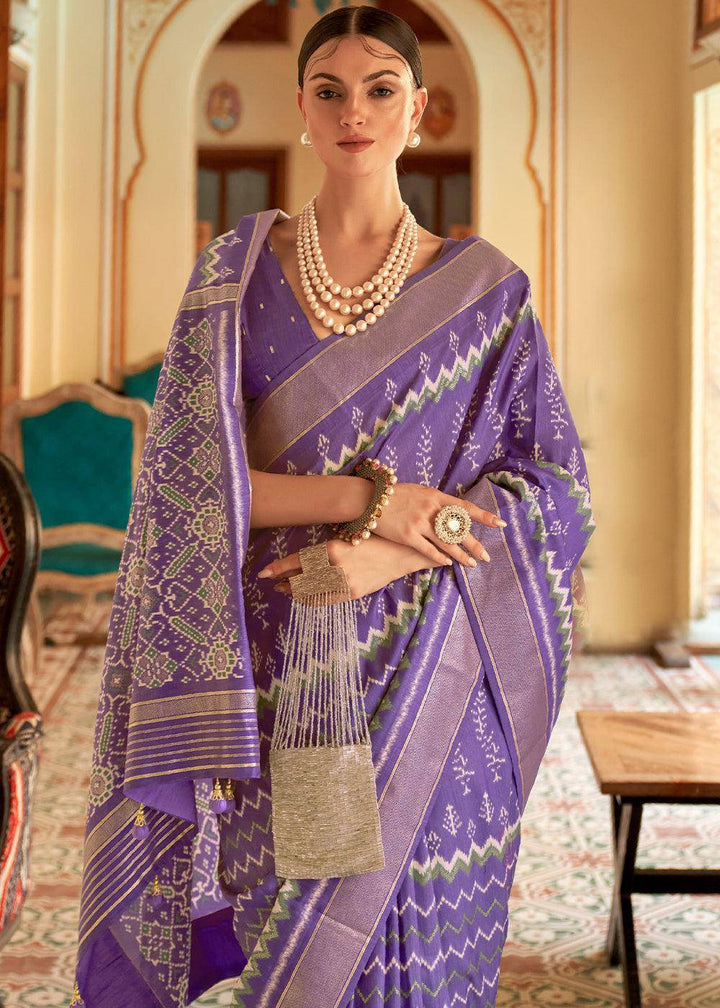 Orchid Purple Designer Printed Silk Saree | Stitched Blouse - qivii