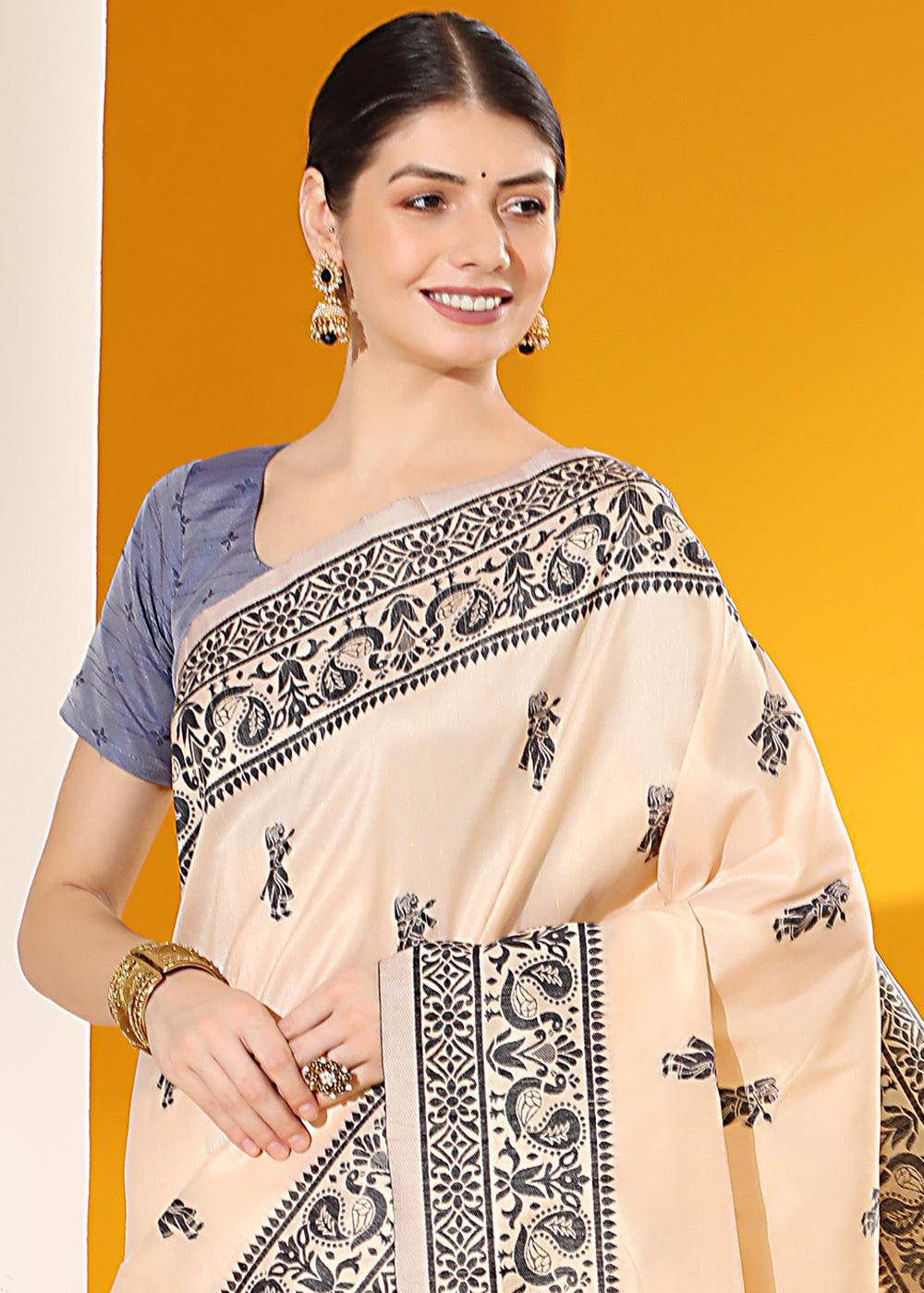 Parchment White Kalamkari Woven Handloom Raw Silk Saree | Stitched Blouse - qivii