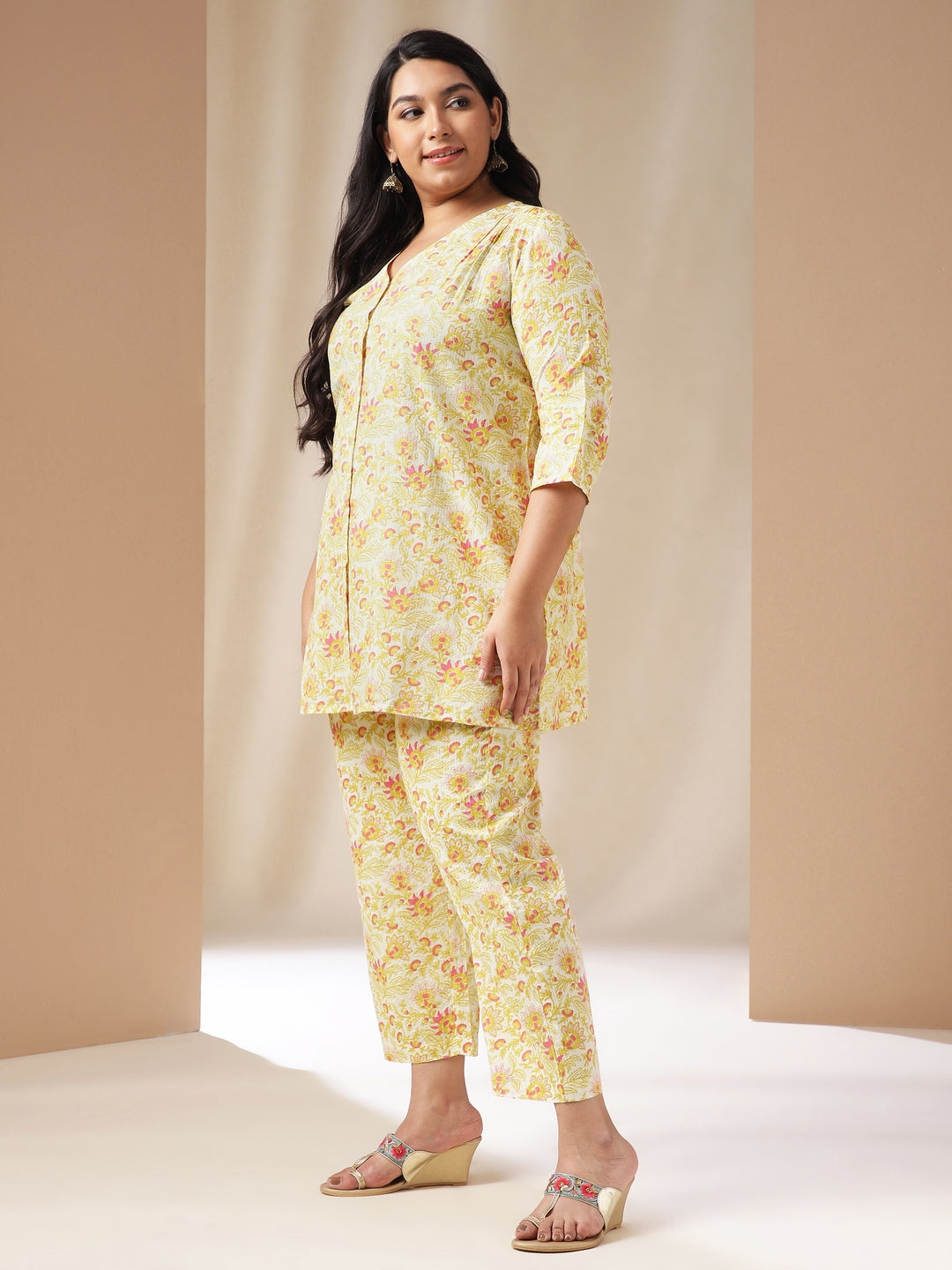 Plus Size Off White Cotton Floral A-Line Co-ord Set  - By Janasya