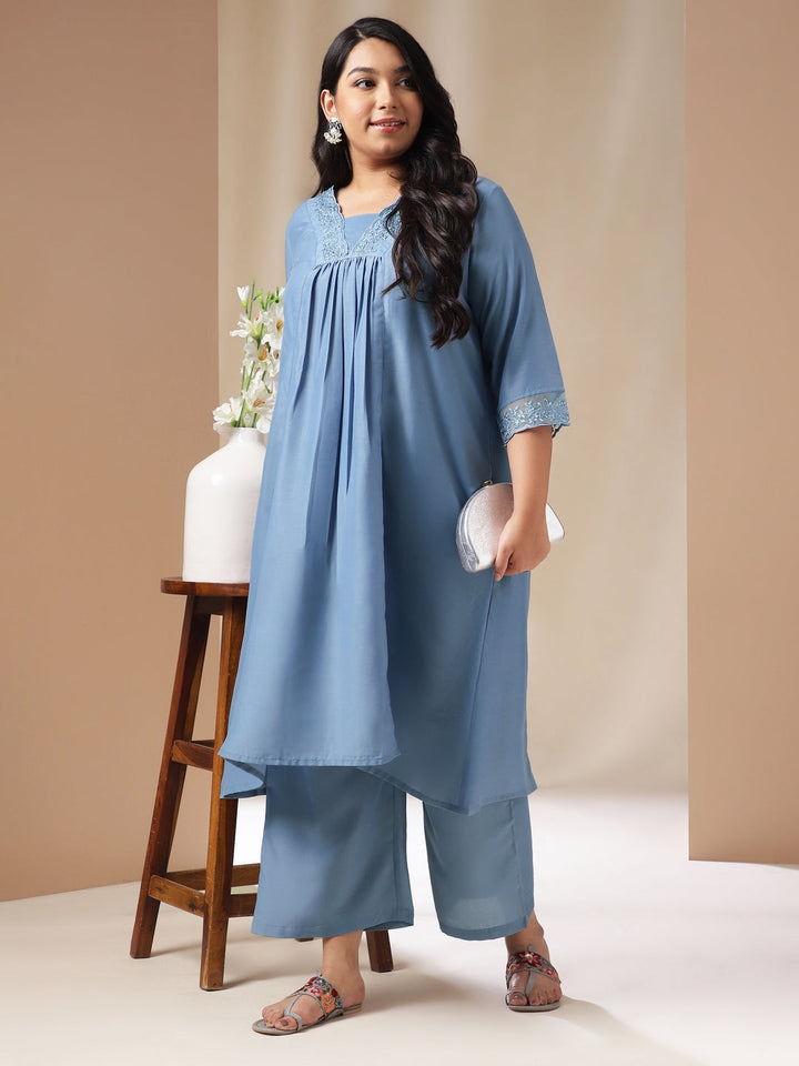 Plus Size Blue Muslin Yoke Embroidery Panelled Kurta Set  - By Janasya