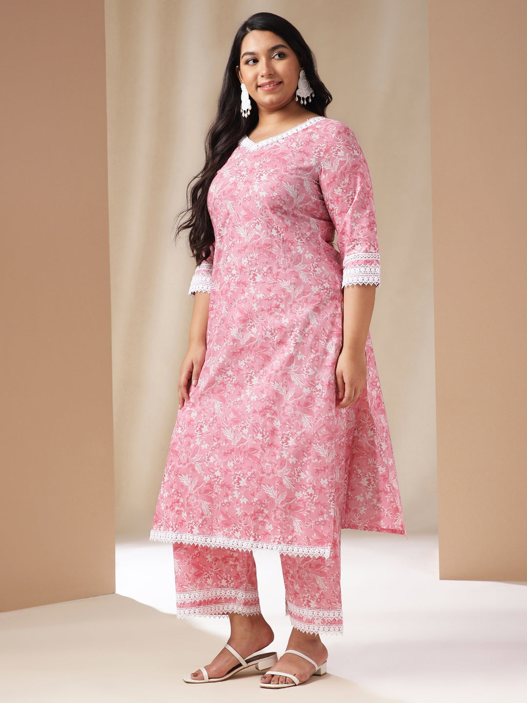 Plus Size Pink Cotton Floral Straight Kurta Set  - By Janasya