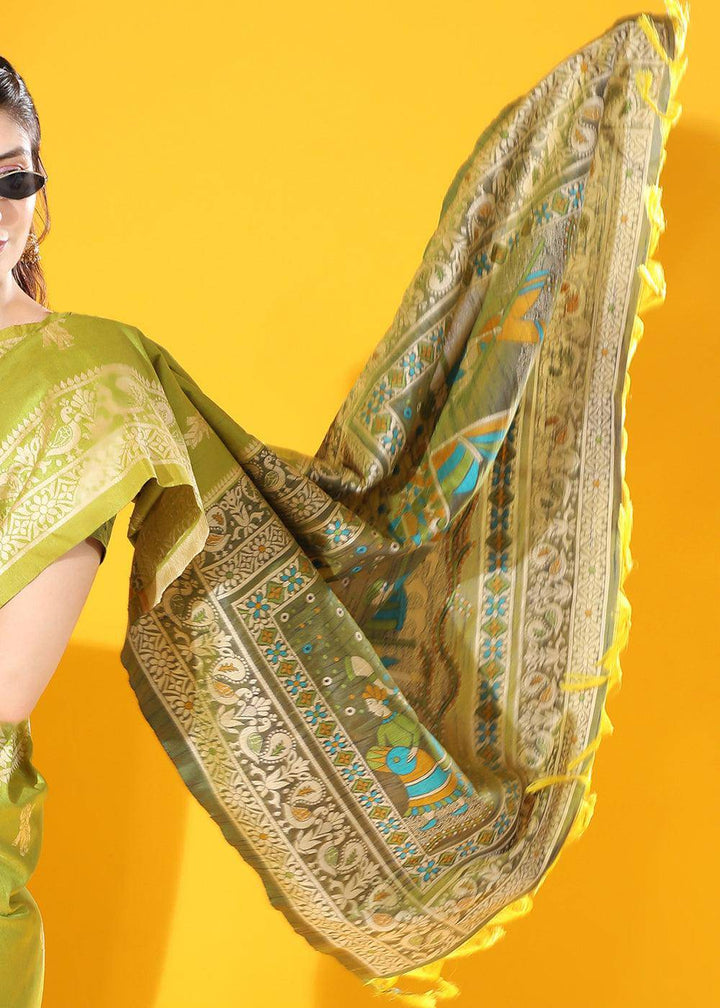 Pear Green Kalamkari Woven Handloom Raw Silk Saree | Stitched Blouse - qivii