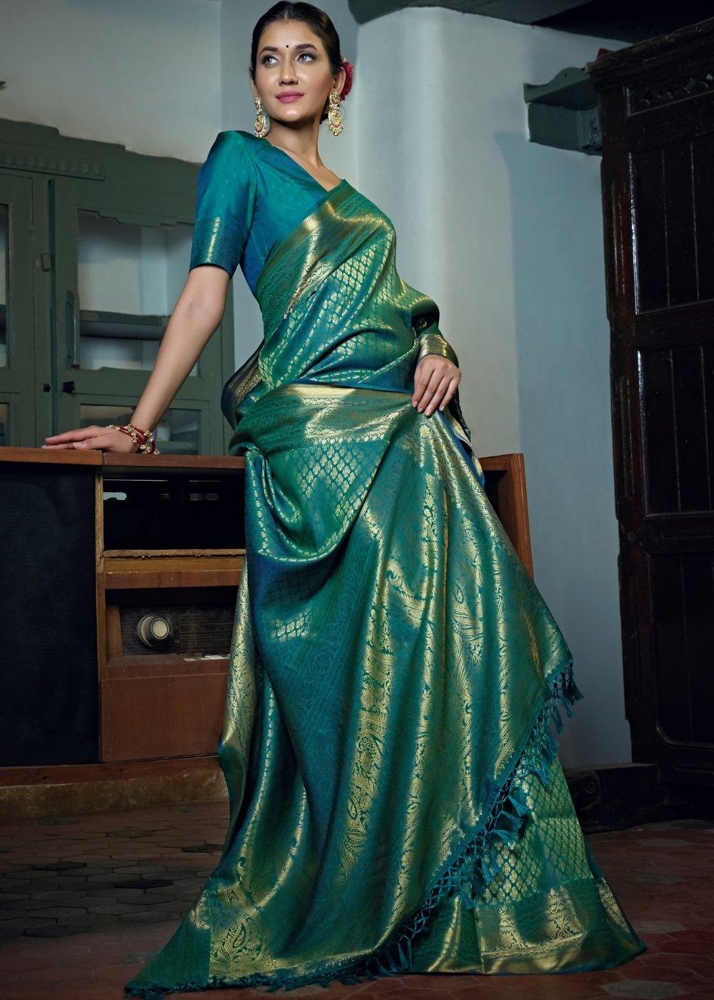 Pine Green Woven Kanjivaram Silk Saree | Stitched Blouse - qivii