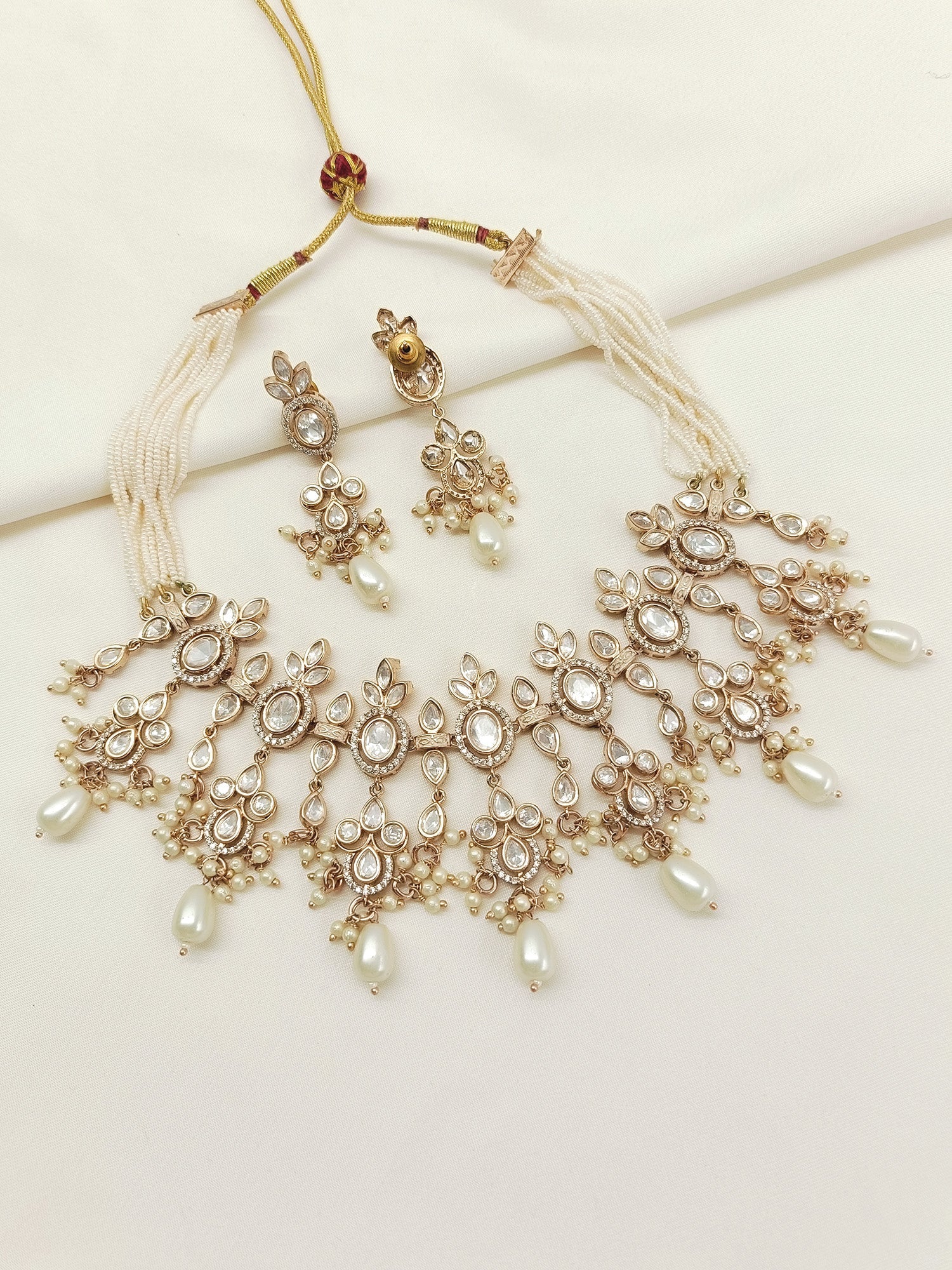 Rubi White Rose Gold Plated Kundan Choker