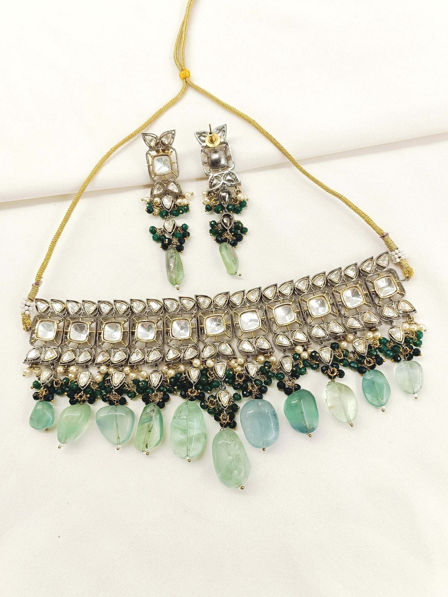 Bushra Mint Green Rhodium Plated Victorian Necklace Set