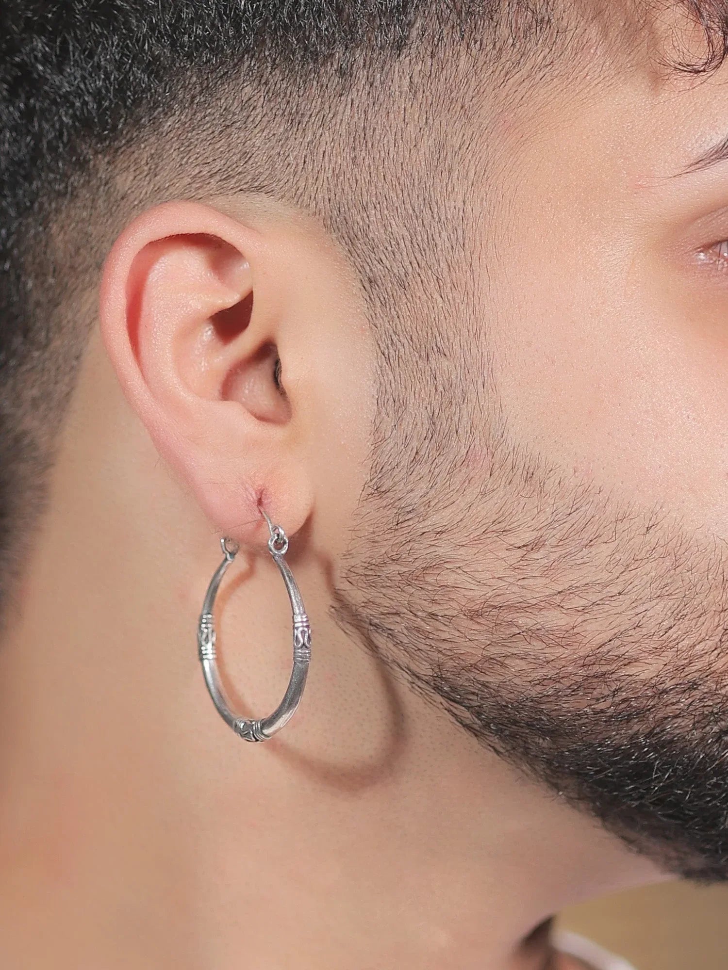 Aadhvita Plain Oxidized Earring