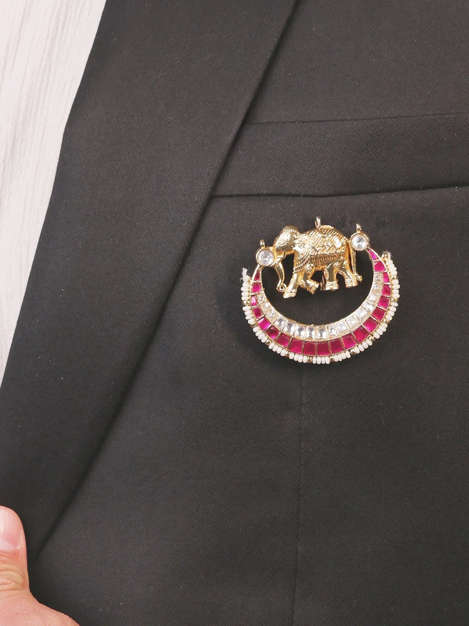 Vaibhav R&W Elephant Brooch