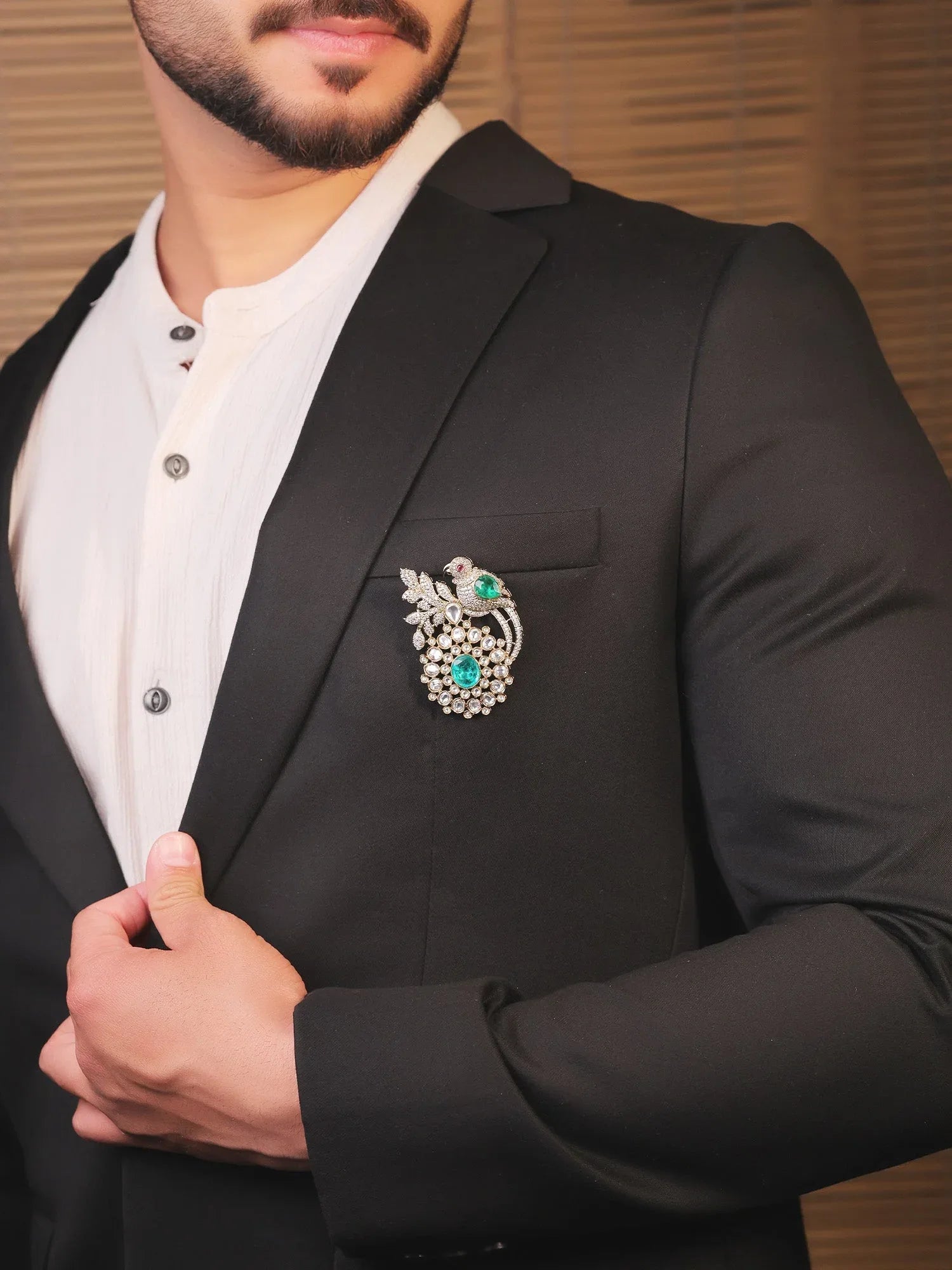 Medhul Green Men's Brooch