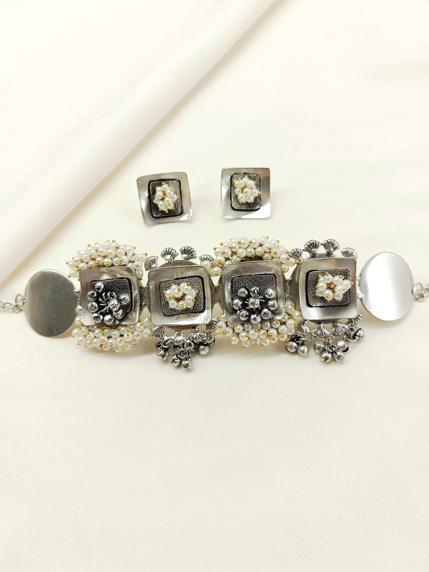 Ekantika White Pearl Oxidized Choker Set