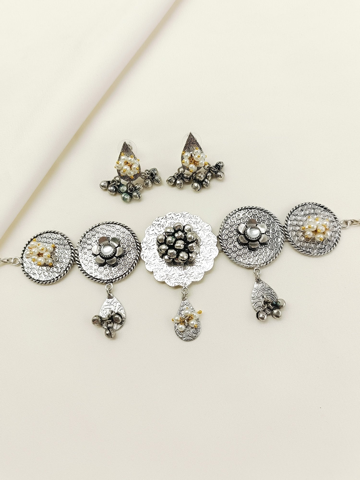 Dipali White Oxidized Choker Set