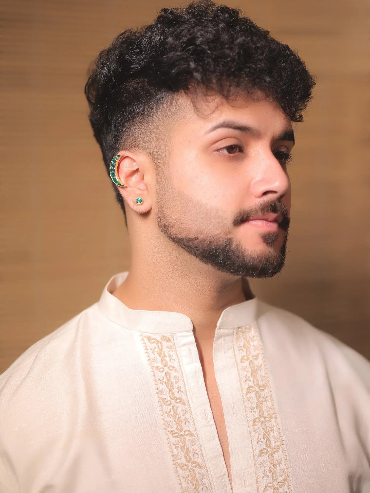 Yogish Green Kundan Earcuff With Stud