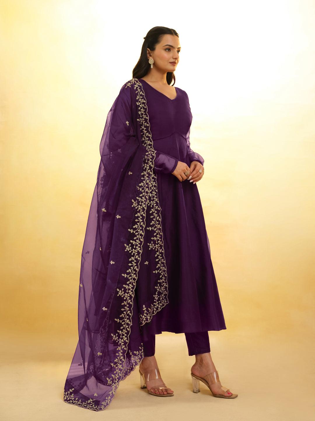 Purple Organza plain salwar suit with dupatta by Qivii