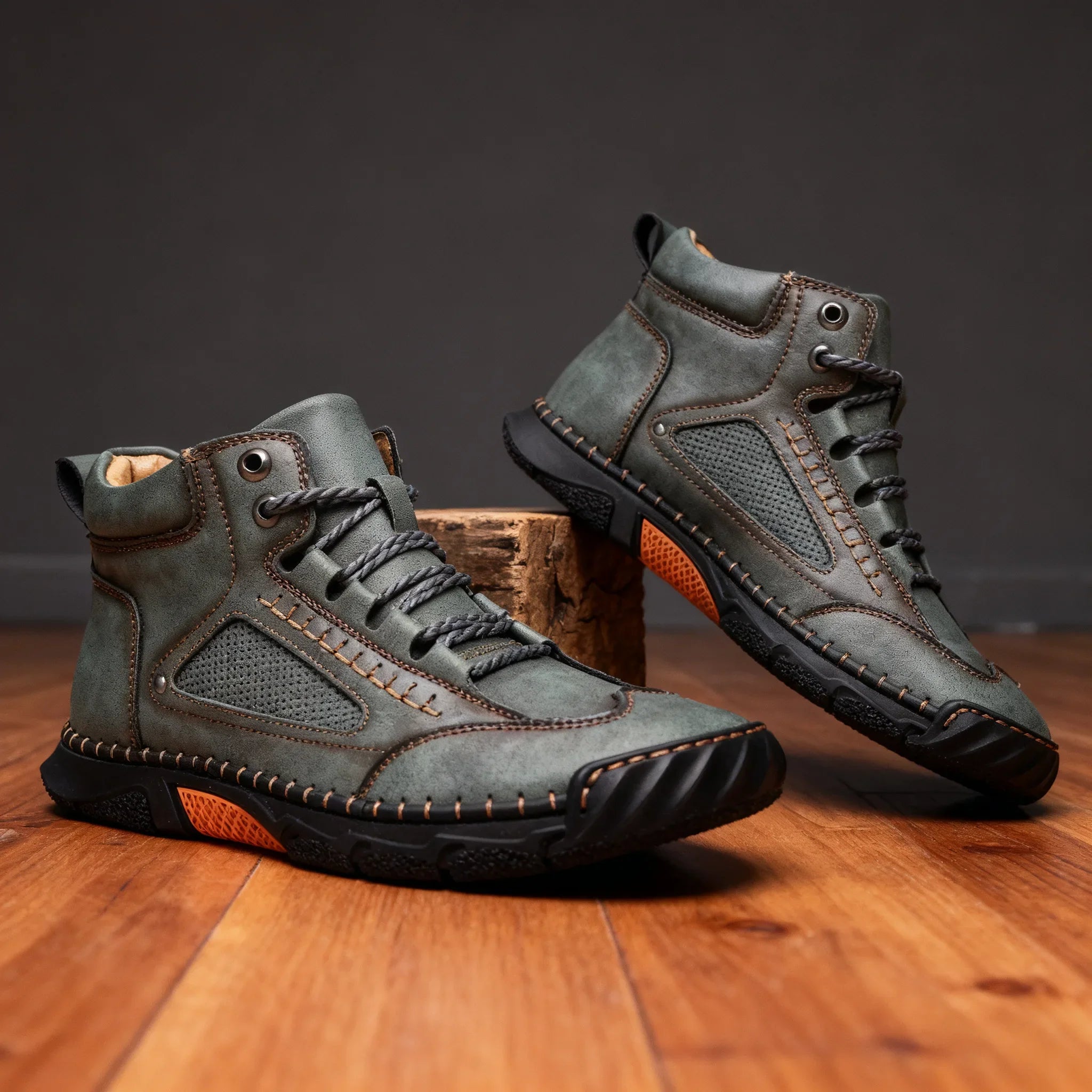 Redmond Chukka Ankle Boots