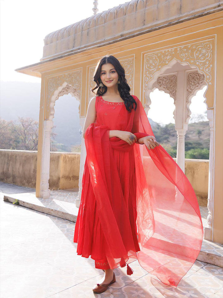 Rococco Red Kurta Set - qivii